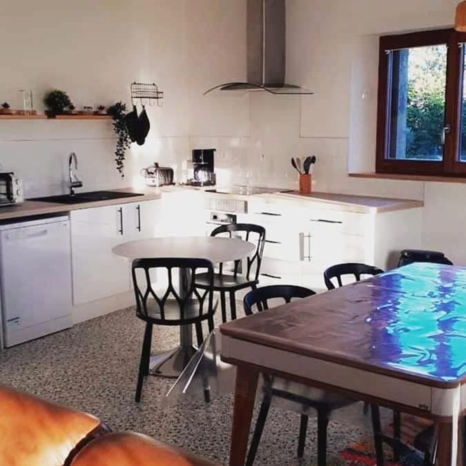 Les Verveines Apartman Saint-Martin-dʼArdèche Kültér fotó