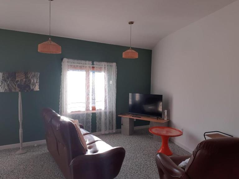 Les Verveines Apartman Saint-Martin-dʼArdèche Kültér fotó